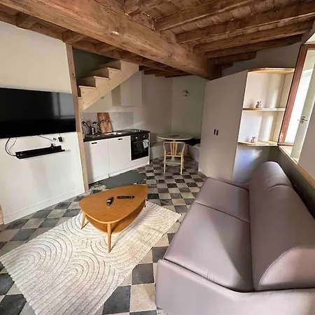 Apartment Charmante Maison De A 10' Du Centre De Lyon